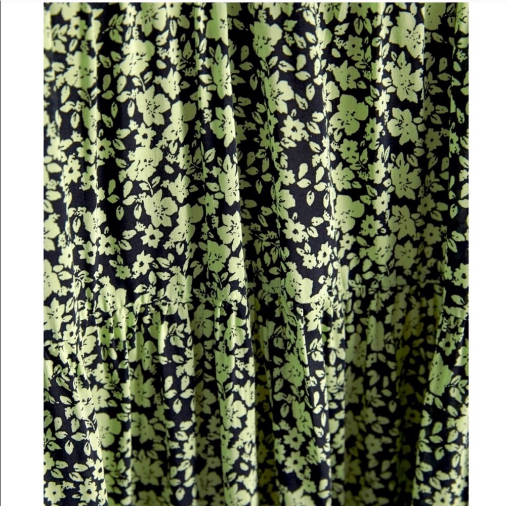 🍁HP🍁Zara Flowy Printed Dress - Picture 5 of 6